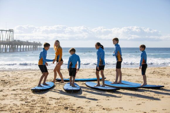 gold coast surfing lessons